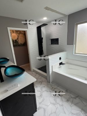 EDE19B18-7555-4170-9293-0E239804652B